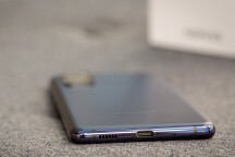 USB პორტი და ქვედა დინამიკი - Samsung Galaxy S20 FE 5G მიმოხილვა